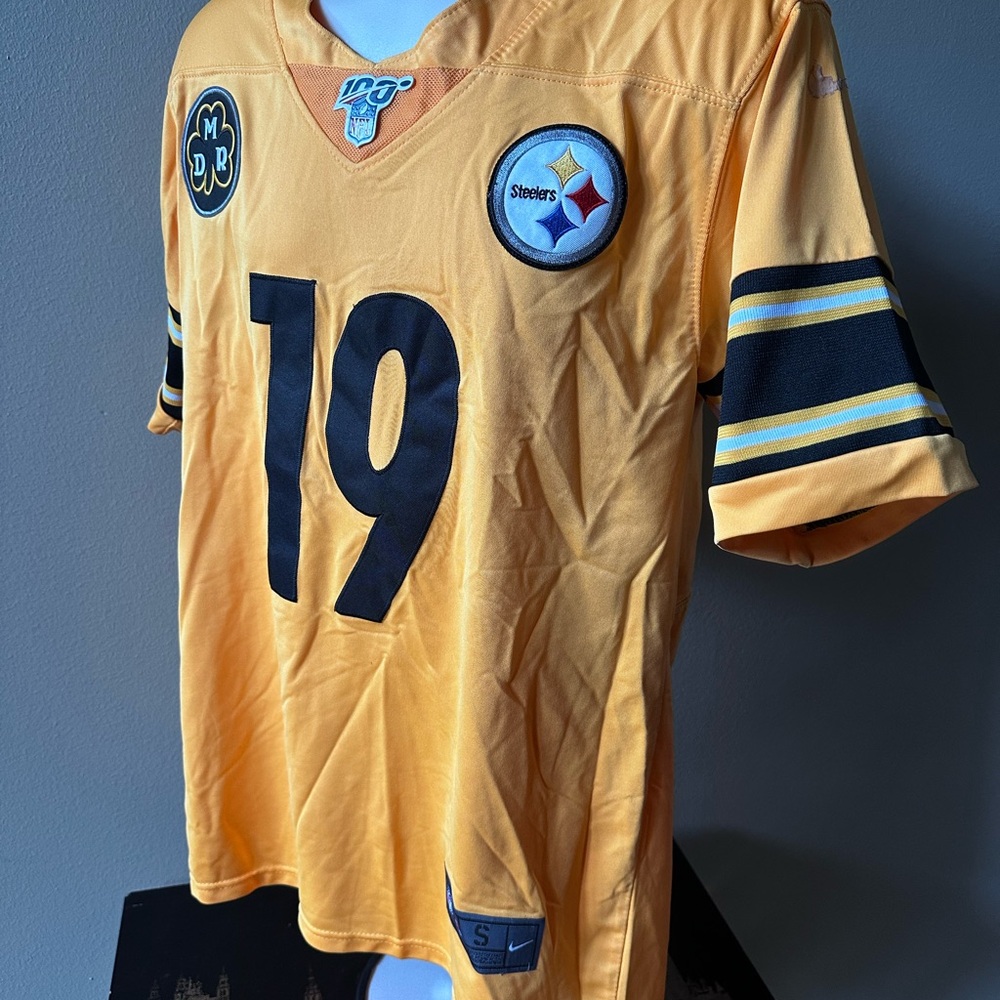 NFL Gold On-Field Jersey